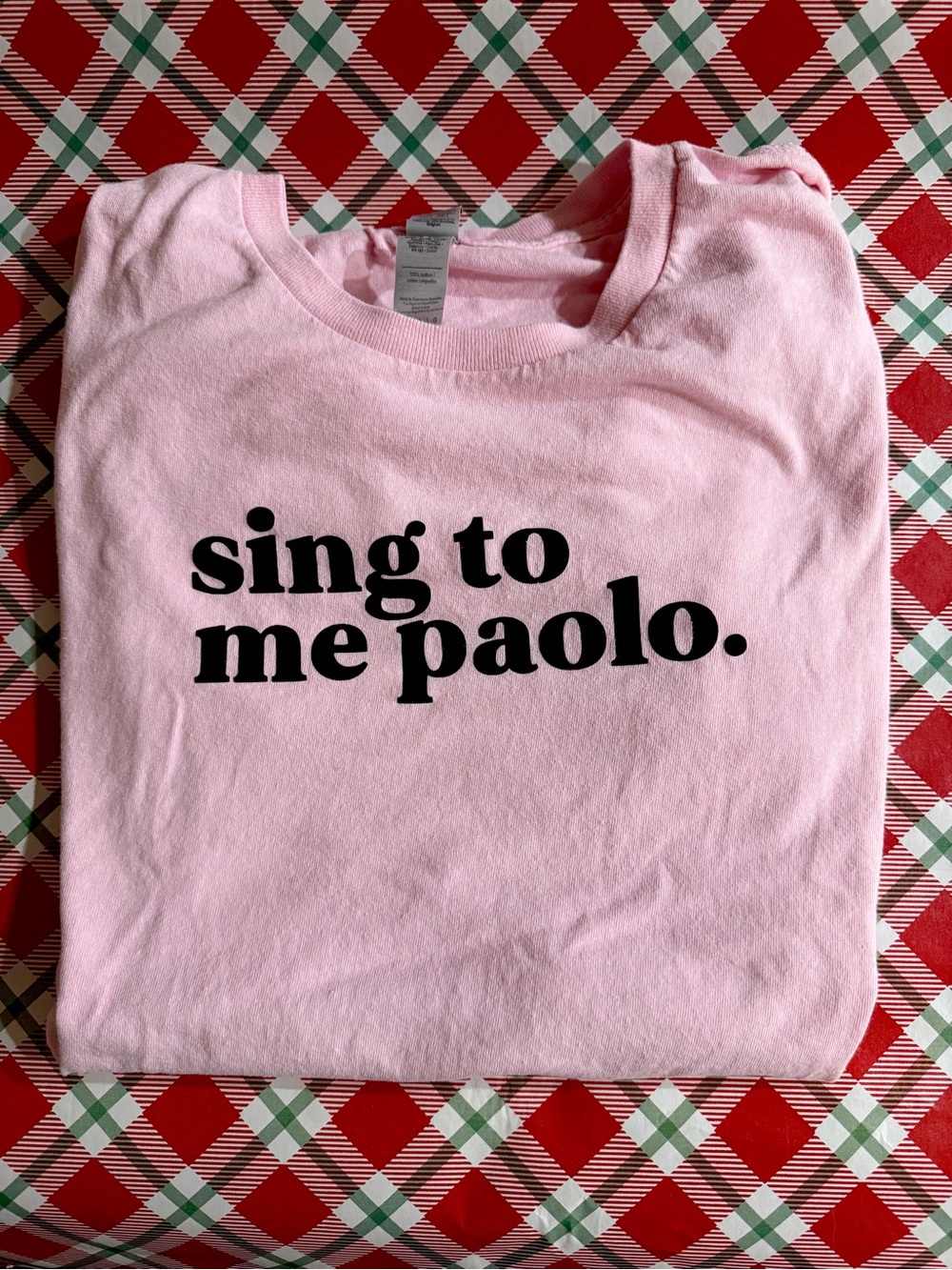 Lizzie McGuire - Sing to Me Paolo - Pink Tee with Black Graphic Text